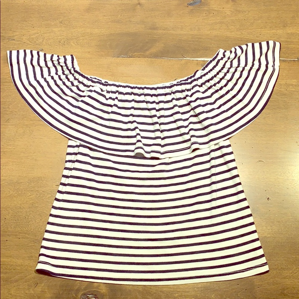 Splendid Size S Off the Shoulder Top